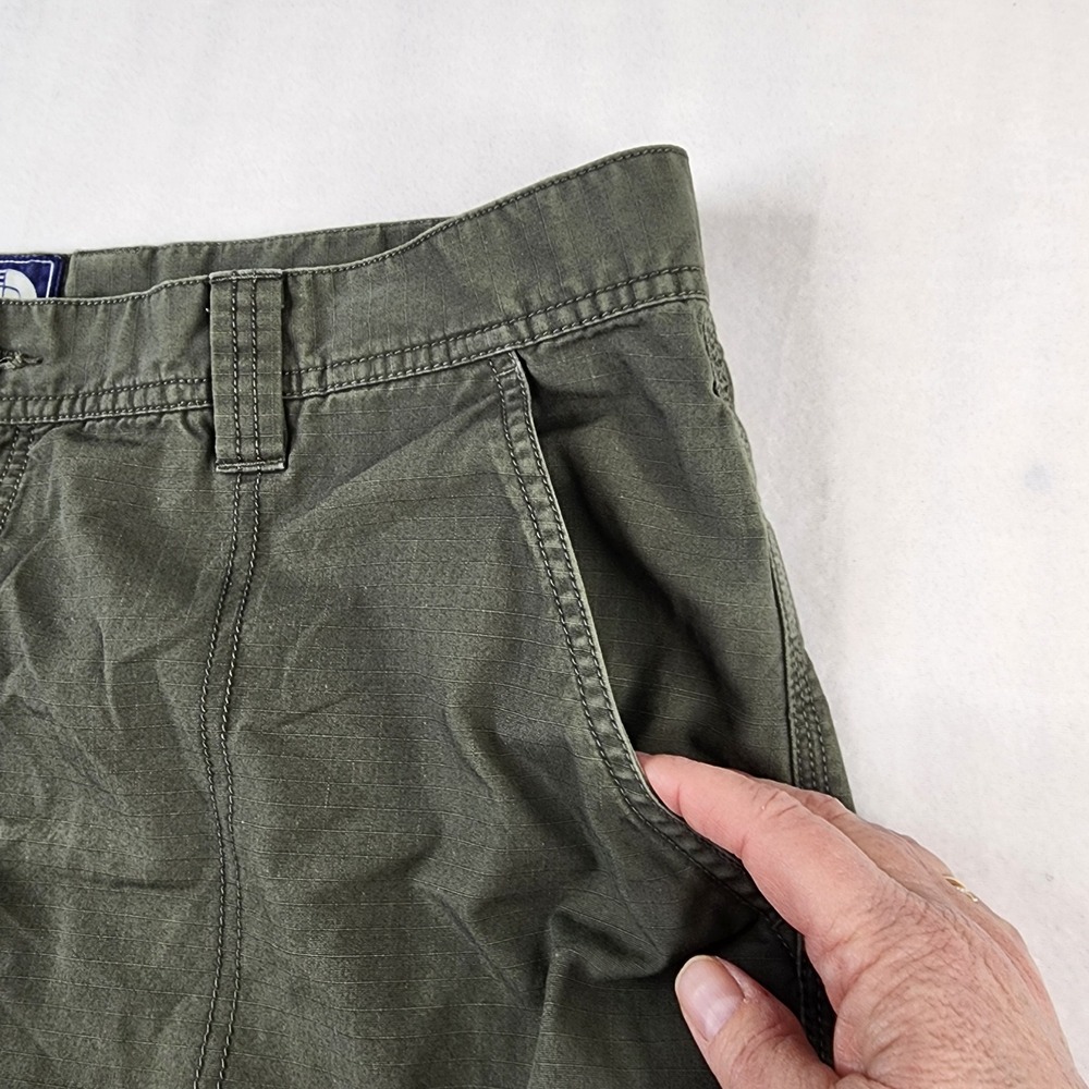 North Face Cargo Shorts Mens Size 40 Olive Green Ripstop Hiking Utility - Picture 3 of 11